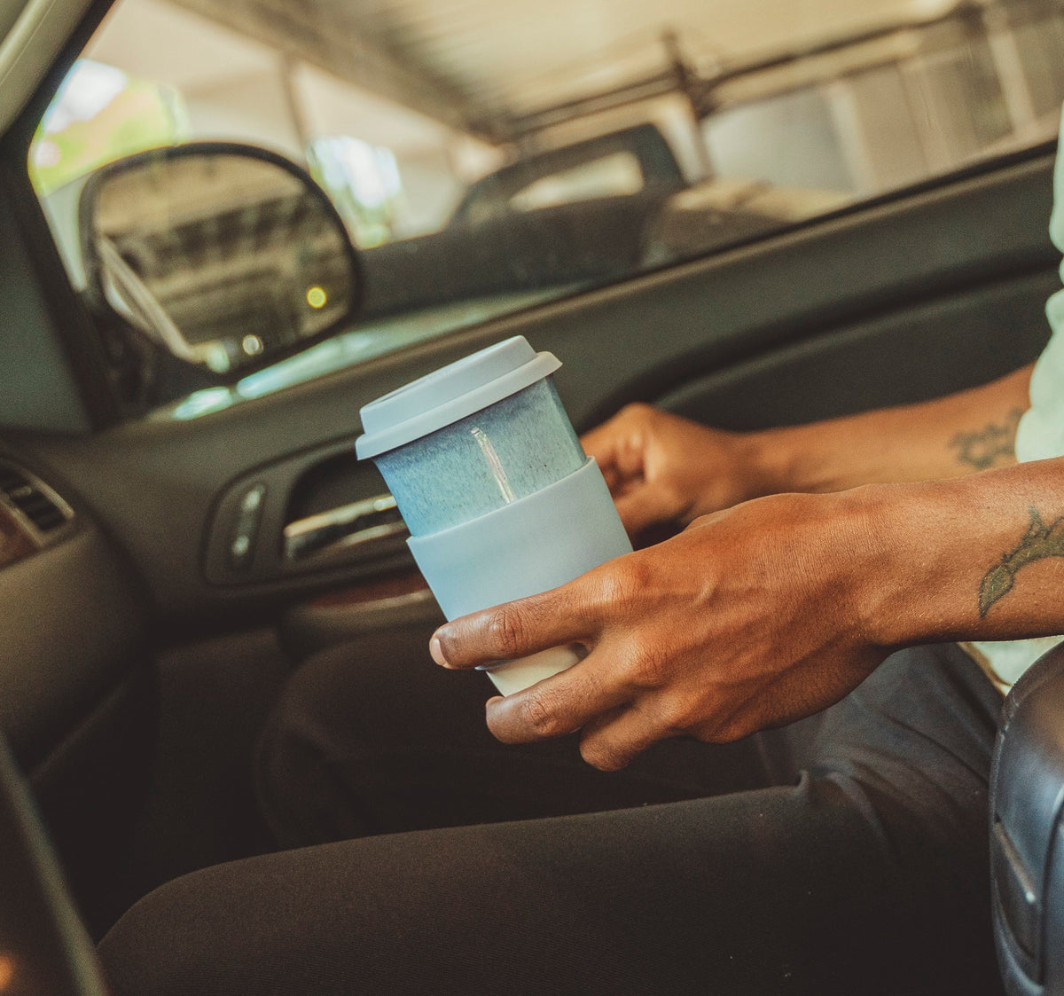 Blue Lid and Sleeve for 16oz cup